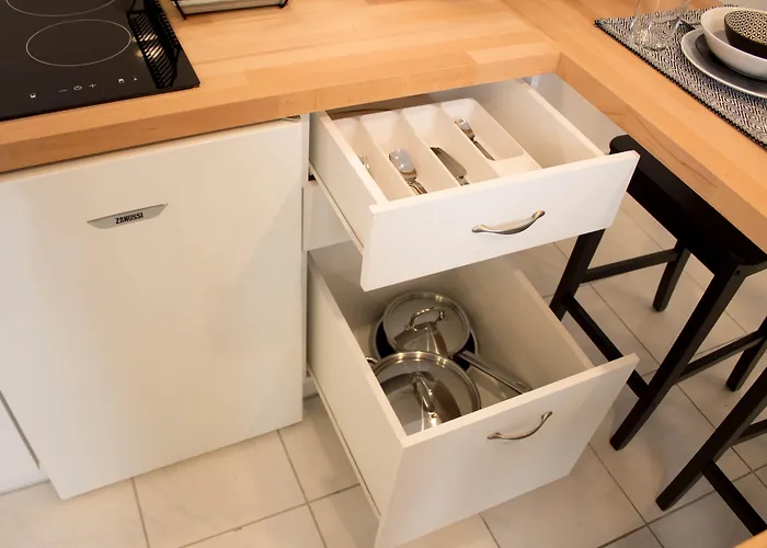 Super Stylish Apartments In Syntagma Square!